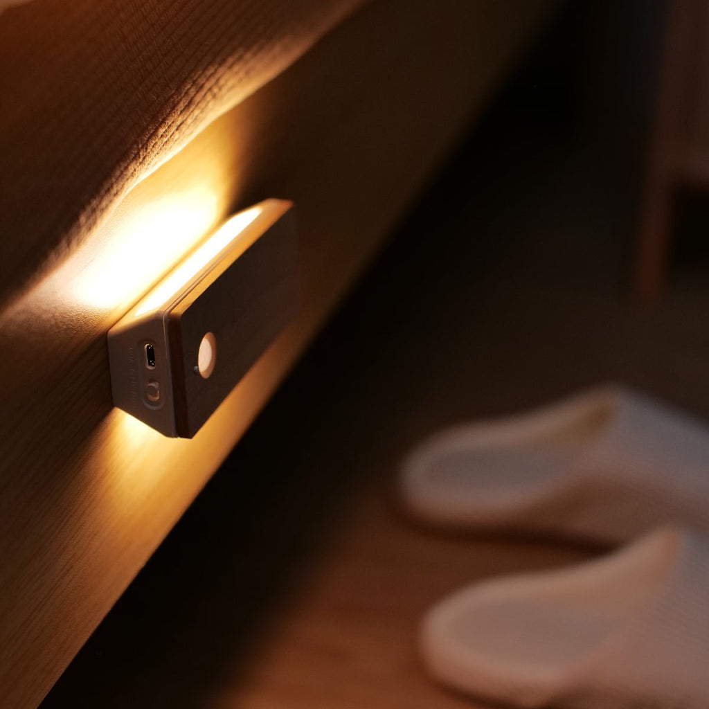 Lunio Motion Wall Light