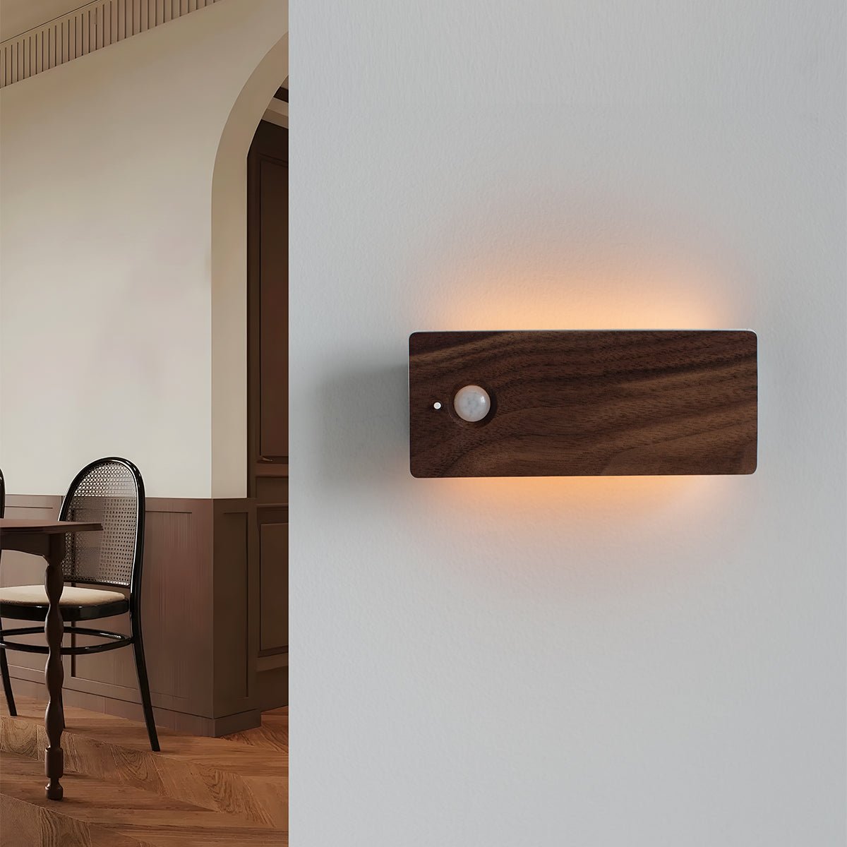 Lunio Motion Wall Light